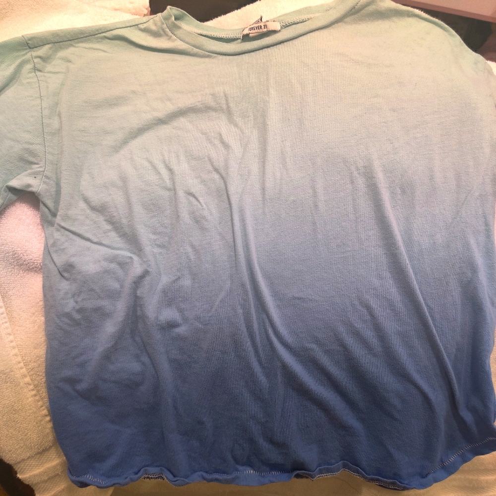 Forever 21 t-shirt